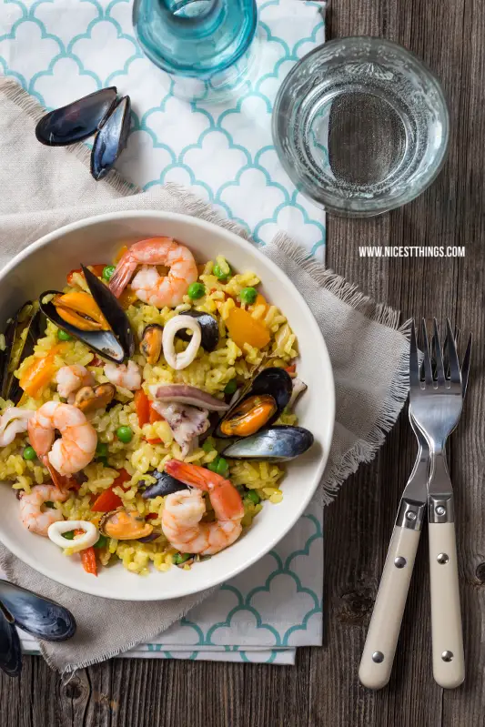 Paella Original Rezept mit Muscheln und Garnelen #paella #muscheln #seafood