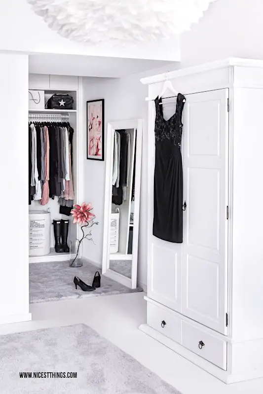 offener Kleiderschrank Cabinet begehbarer Kleiderschrank Einbauschrank Einbau-Kleiderschrank nach Mass #kleiderschrank #cabinet #einbauschrank #schlafzimmer #wardrobe #closet #begehbarerkleiderschrank #walkincloset
