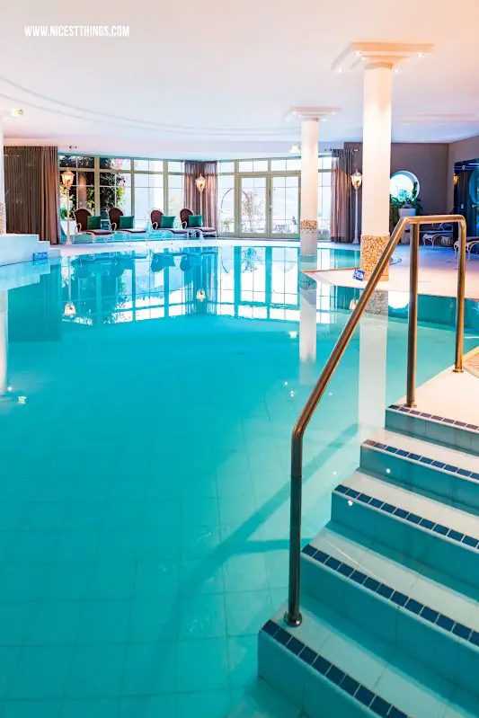 Sonnenhof Hotel Tirol Tannheimer Tal 4 Sterne Superior Resort Österreich Falstaff Gault et Millau JRE Pool #sonnenhof #hotel #österreich #luxushotel