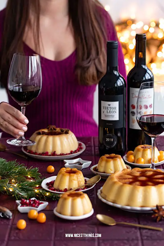 Spanischer Flan Karamell Mandelflan Rezept Dessert Weihnachten Spanien Pudding Vinos spanische Weine Rotwein #flan #mandelflan #karamellflan #pudding #dessert #karamell #mandeln #weihnachtsdessert #spanischerezepte #vinos #vinosde #spanischeweine