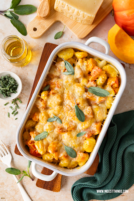 Kürbis-Gnocchi-Auflauf Rezept mit Asiago-Käse und Salbei #kuerbis #kuerbisrezept #gnocchi #gnocchirezept #kuerbisgnocchiauflauf #kuerbisauflauf #gnocchiauflauf #thinkmilk #asiago #käse #thinkmilktasteeurope #enjoyitsfromeurope
#euagripromo #asiago #asiagocheese